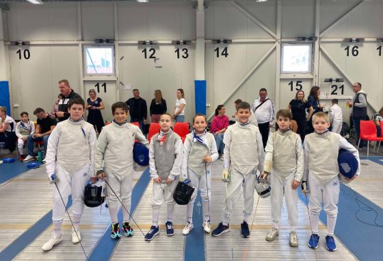 A hétvége során egyesületünk vívói három helyszínen is megmérettették magukat.  A hétvége során egyesületünk vívói három helyszínen is megmérettették magukat.